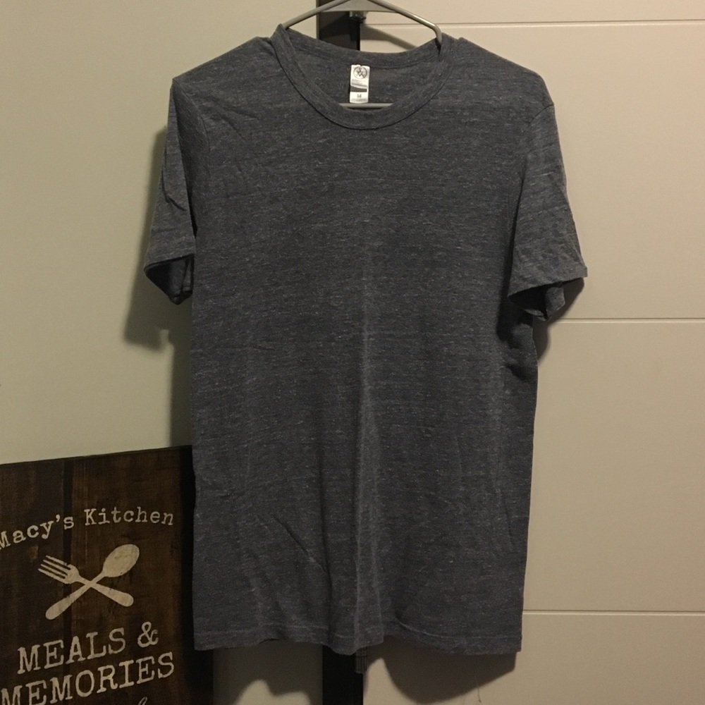 Men’s Alternative gray t-shirt